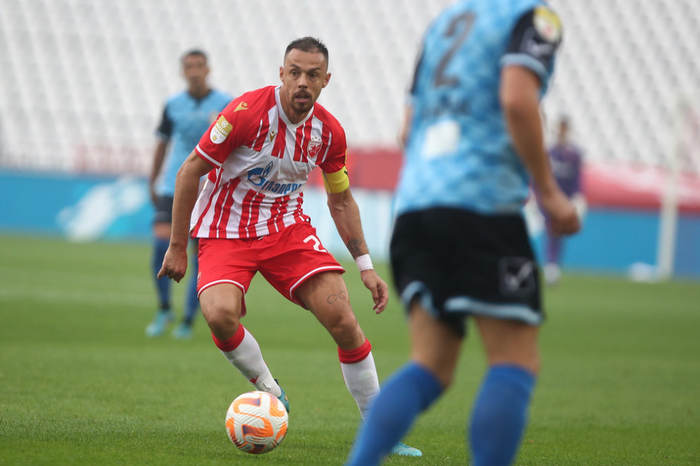 Zvezdin vojnik predstavljen u novom klubu! Ozvaničen transfer Rodića!