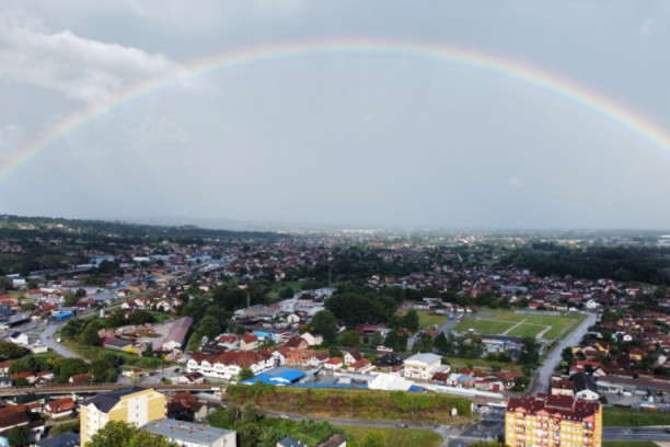 Nestvarne slike na nebu iznad Čačka: "Imao sam osećaj kao da sam u nekom filmu" (FOTO)