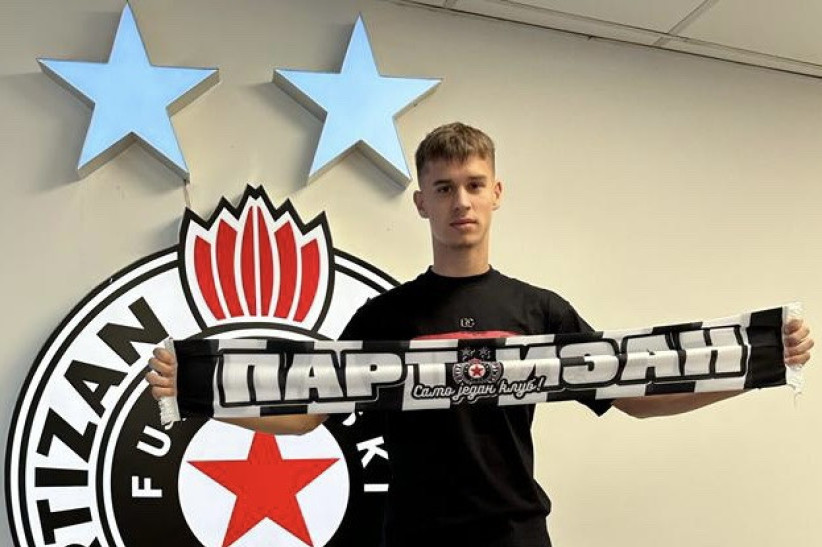 Partizan nagradio svoje dete! Potpisao profesionalni ugovor i sada jedva čeka derbi sa Zvezdom!
