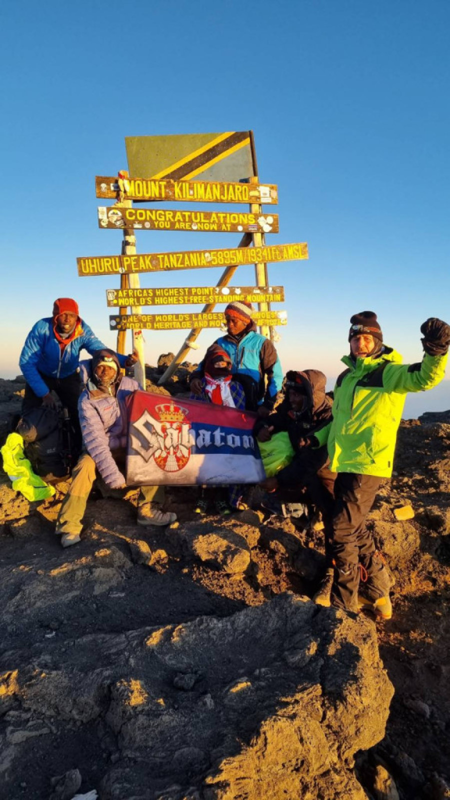 Ognjen ima samo pet godina, a već je pokazao nadljudsku snagu: Osvojio vrh Kilimandžara i postavio svetski rekord