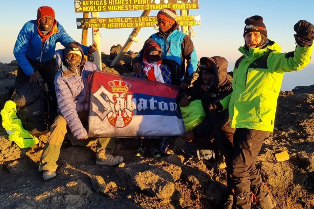 Ognjen ima samo pet godina, a već je pokazao nadljudsku snagu: Osvojio vrh Kilimandžara i postavio svetski rekord