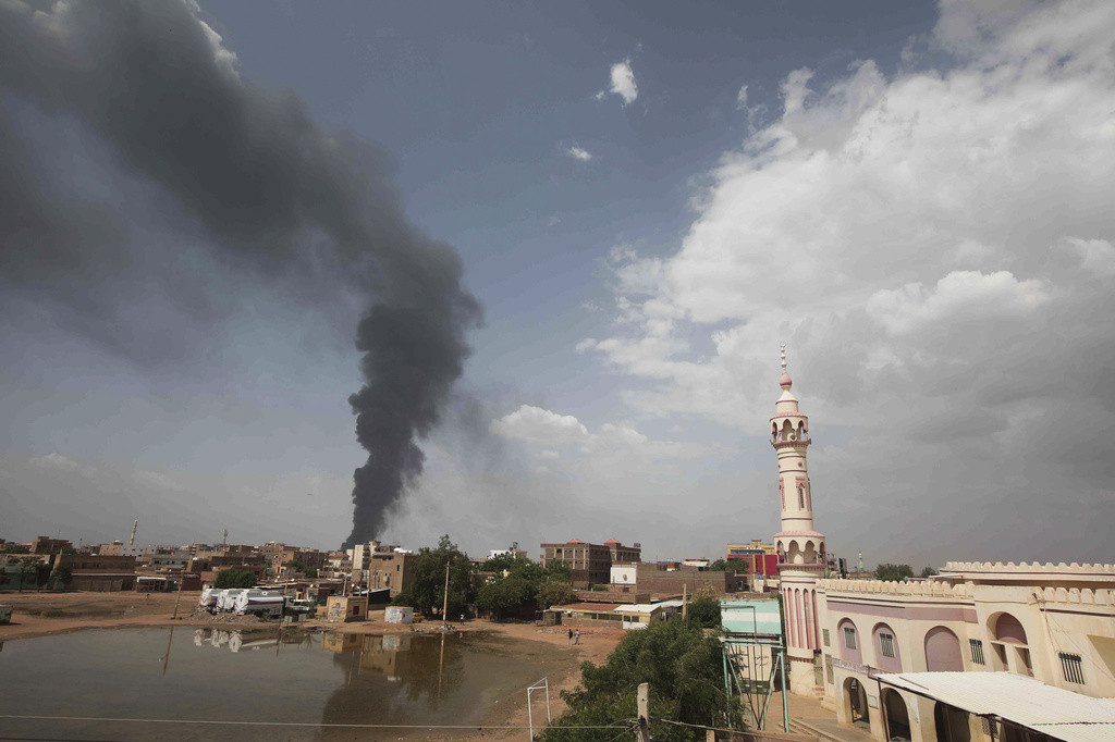 Tela ostavljaju na ulicama da trule: Kartum je u ruševinama, preti bolest koja može da ubije za nekoliko sati