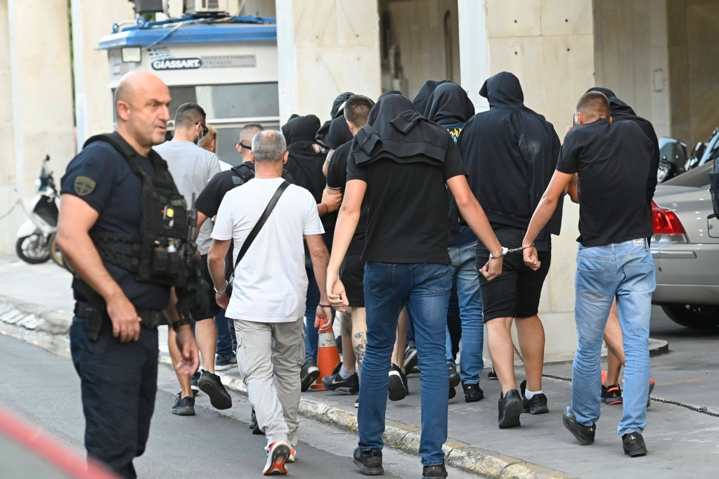 Grci oslobodili hrvatske huligane! Šta će biti sa ubistvom navijača AEK-a?