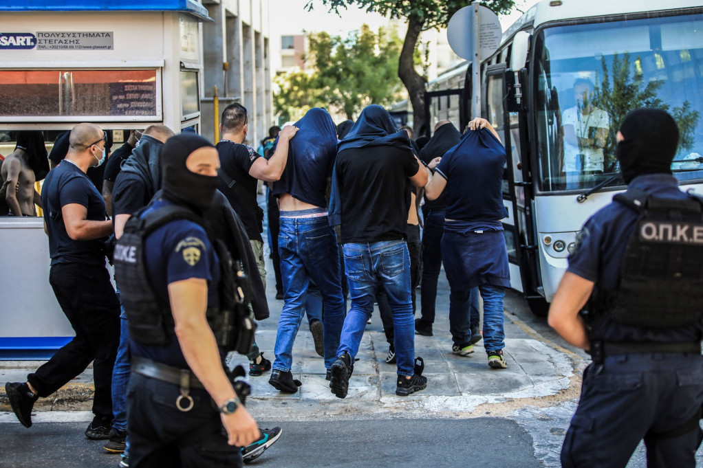 Nakon ubistva u Atini nulta toleranicija za huligane!  Policija u Solunu uhapsila dvojicu fudbalskih navijača