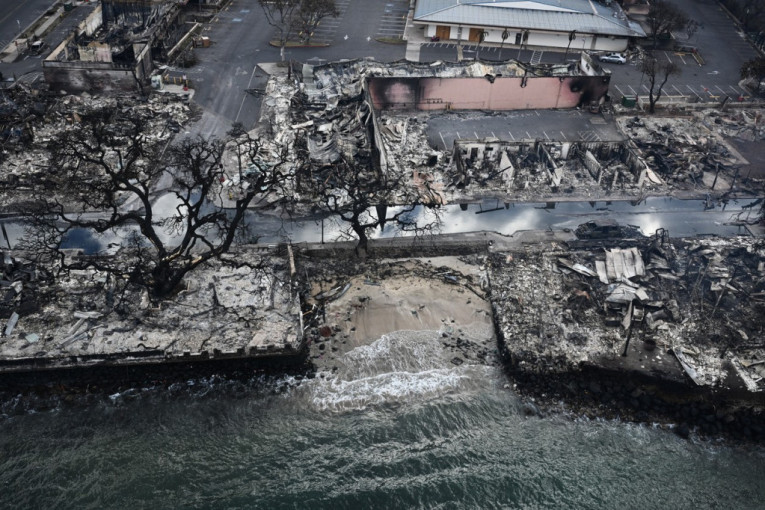 Jezivi prizori i priče sa Havaja: Požar je gutao sve pred sobom, morali smo da skočimo u vodu, ljudima je gorela koža (VIDEO/FOTO)
