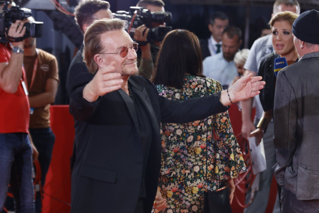 Počeo 29. Sarajevo film festival: Bono i Edž iz benda "U2" gosti iznenađenja (FOTO)