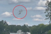 Avionska nesreća u Mičigenu: MiG-23 se srušio tokom aeromitinga (VIDEO)