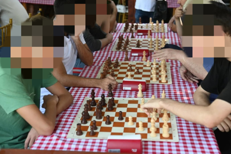 Prvi put "oči u oči" osuđenici i velemajstori: Održan Prvi šahovski turnir „Chess Open 23"