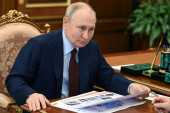Putin: Zapad čini sve kako bi se proširio sukob u Ukrajini