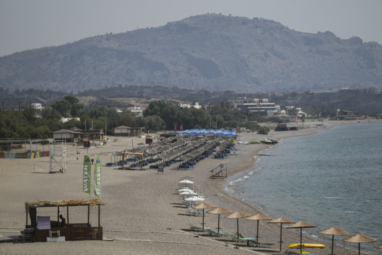 Nema dovoljno lekara na grčkim ostrvima, preminulo 9 ljudi: Među njima bila i trudna tinejdžerka