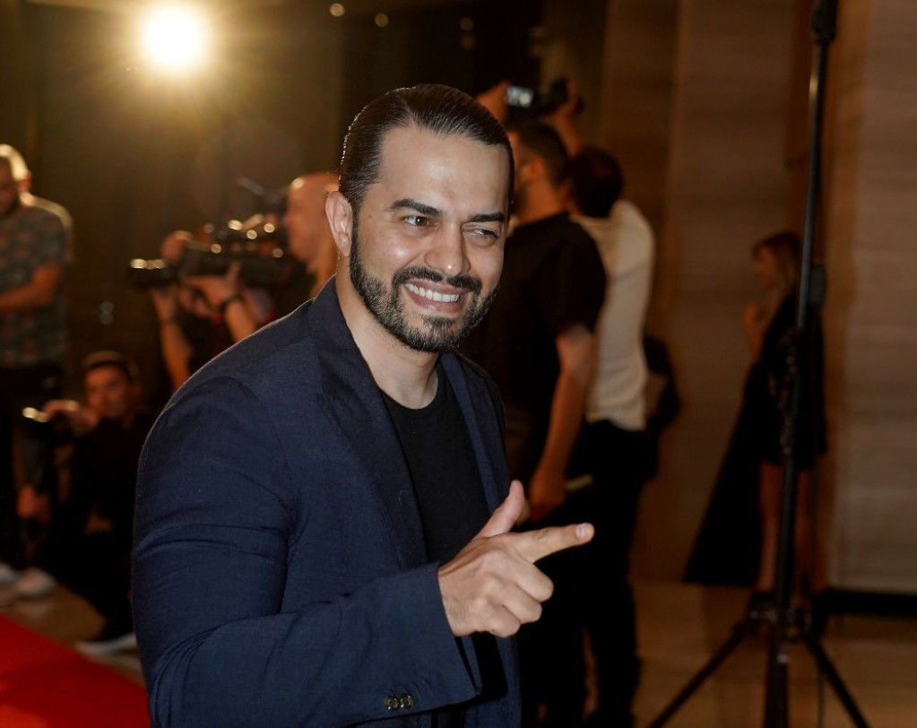 "Beba je preslatka!" Pevao je Breni i na uvce po rođenju Prijine ćerke, pa otkrio detalje s proslave (FOTO/VIDEO)