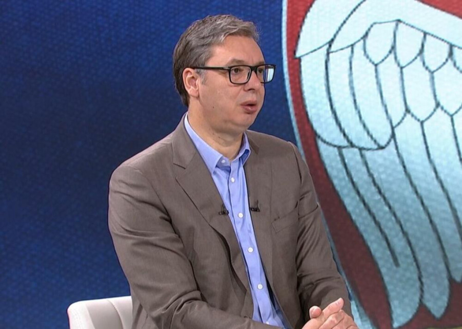 Predsednik Vučić u Dnevniku RTS-a: "Vodimo ozbiljnu i pametnu politiku, ali situacija nije laka"