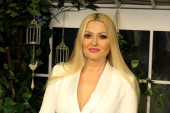 „Kad god me za to neko pita, automatski mi krenu suze..." Sanja Đorđević otvorila dušu: Ovako je u stvari odrastala u Bosni!