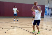 Preporučio se NBA klubovima: Pika ovaj Nole baš dobro basket! (VIDEO)