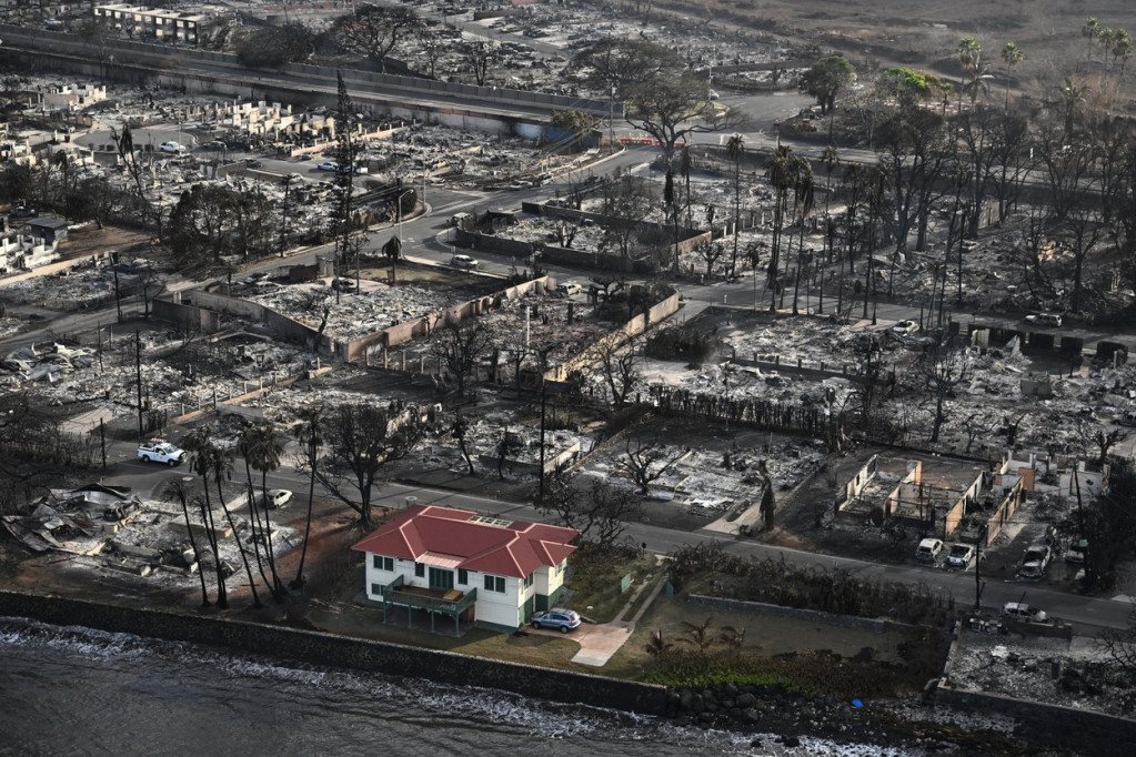 Kako je jedna kuća preživela požar na Havajima? Vlasnici doneli odluku koja je sve promenila