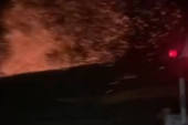 Jeziv prizor kod Bajmoka: Izbio požar na lokomotivi u pokretu (VIDEO)
