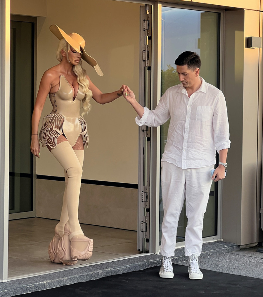 Jelena Karleuša ima novu dramu: Tvrde da nije platila plesače, sad se oglasio i njen menadžer!