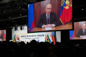 Putin na BRIKS-u: "Nepovratni proces dedolarizacije se ubrzava, Zapad nas licemerno optužuje za situaciju na svetskom tržištu"