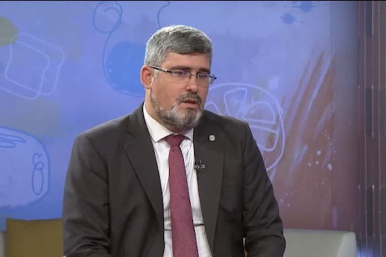 Evropska komisija zvanično potvrdila: Nema govora o zamrzavanju finansijskih sredstava Srbiji