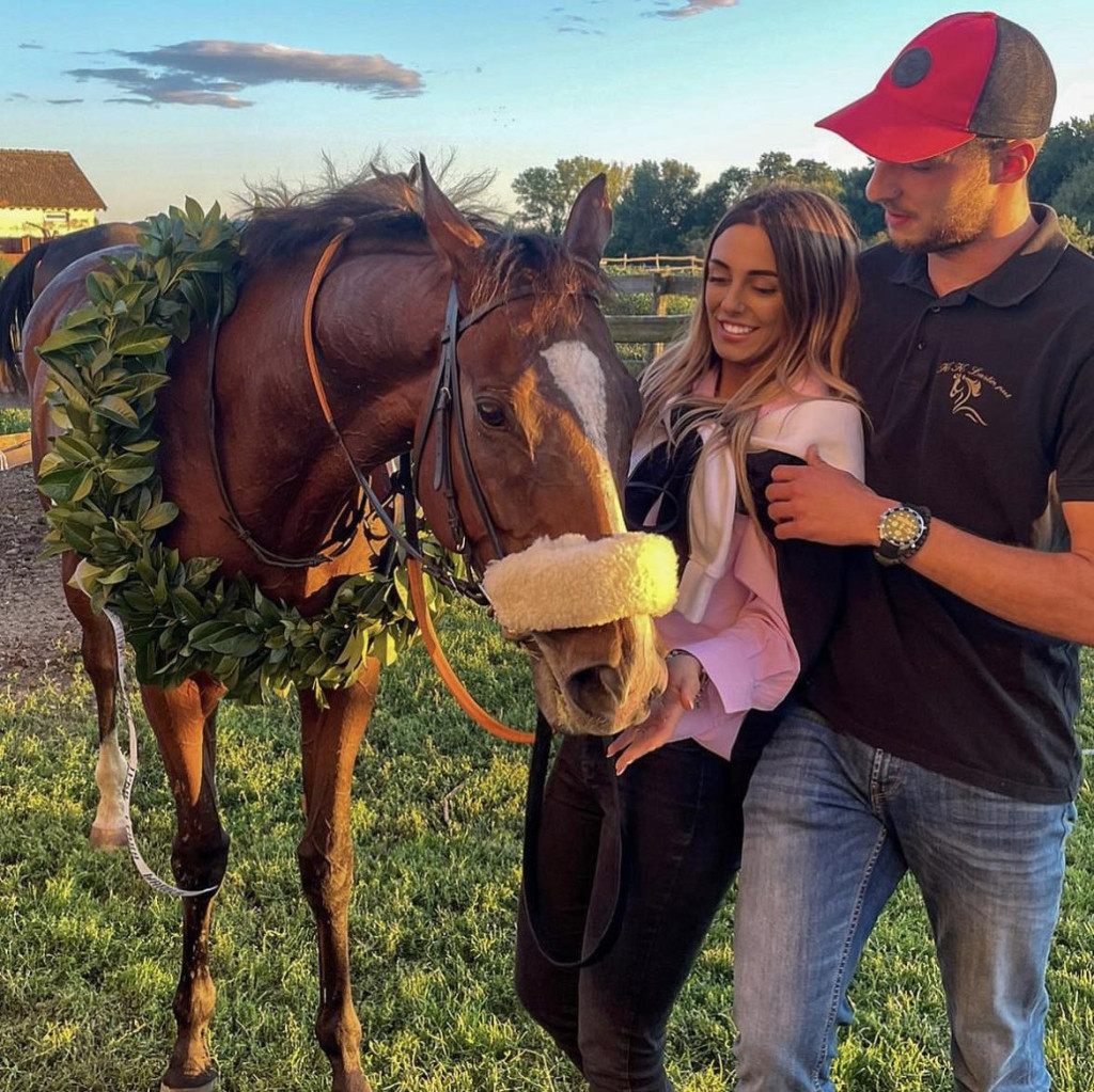 Ljubičin život je kao bajka: Jedino je u životu želela da ima konja! A kada ga je dobila, zbog njega je upoznala princa sa 40 konja! (FOTO)