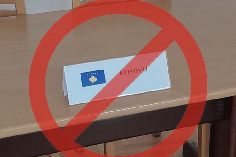 Studenti sa FPN-a osudili promovisanje lažne države Kosovo: Ovo predstavlja direktno ruganje našem narodu na KiM (FOTO)
