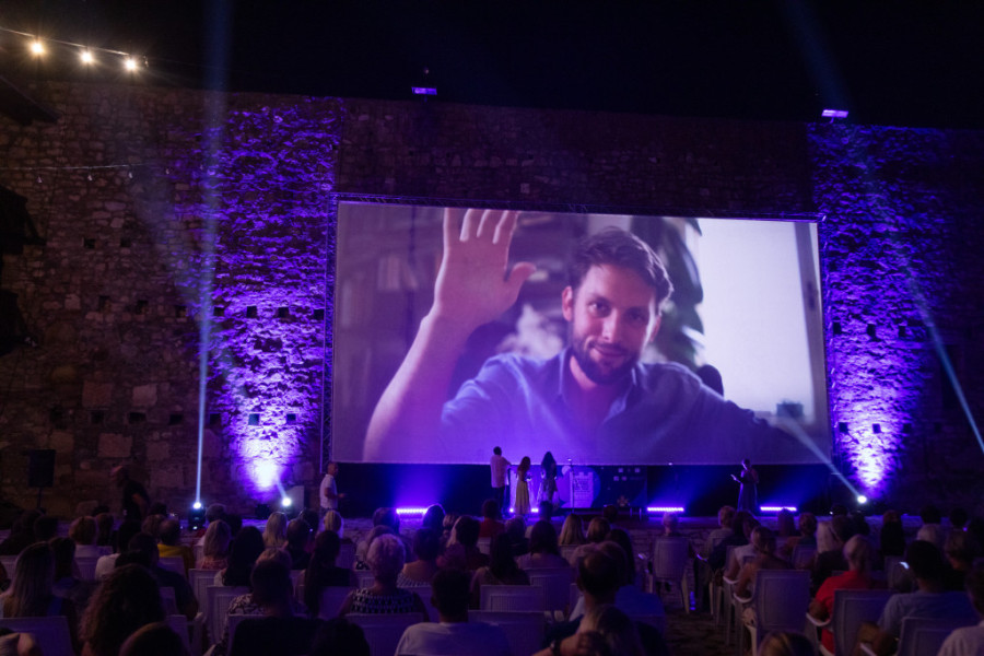 Dodelom nagrada završen Dunav Film Fest: Trijumf emotivne drame "Da li me voliš?" (FOTO)