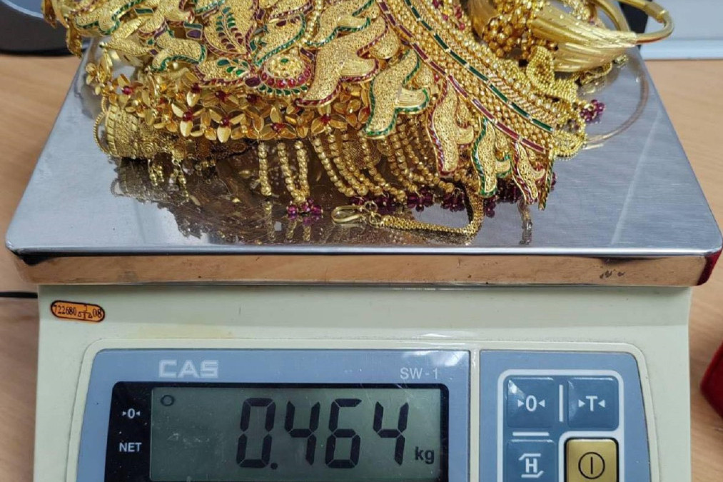 Kakav "ulov" na Gradini! Pun ranac zlatnog nakita, njegova vrednost 1,7 miliona dinara (FOTO)