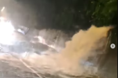 Jako nevreme pogodilo Herceg Novi: Kiša lije kao iz kabla, na ulicama potop (VIDEO)
