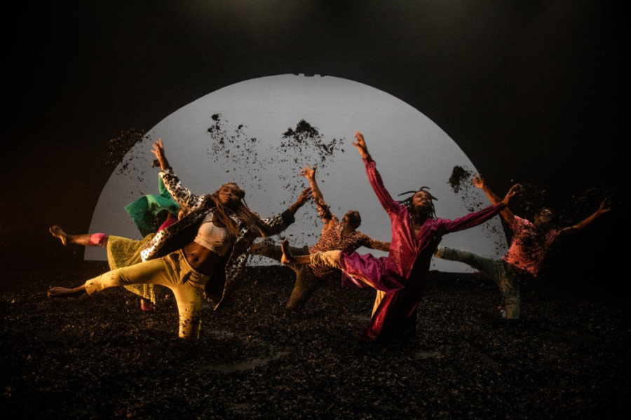 Društvene mreže preplavile fotografije i snimci plaže: Šta je oduševilo publiku na Bitefu? (FOTO)