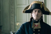 "Nismo mogli da gledamo ovo sr*nje": Gledaoci šokirani filmom "Napoleon" (FOTO/VIDEO)