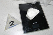 Uhapšen diler iz Lebana: Red kokain, red municije