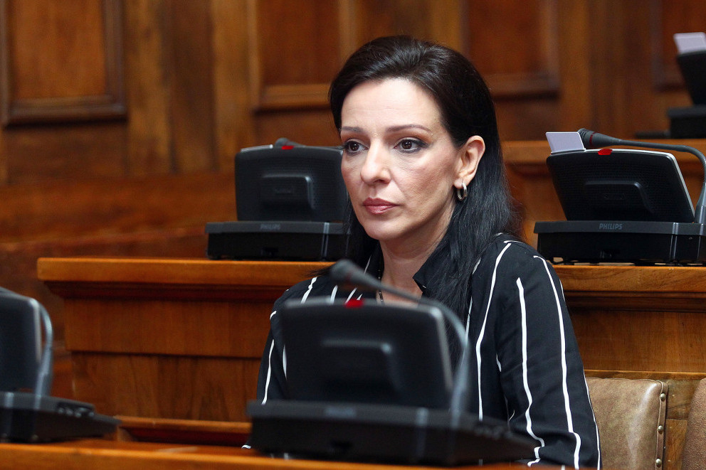 Nevena Đurić brutalno odgovorila Mariniki Tepić: Htela si da iseliš novinara, jedino znaš da kradeš!