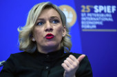 Zaharova tvrdi da se Brisel ponaša diktatorski: "Novi paket antiruskih sankcija naneće više štete EU"