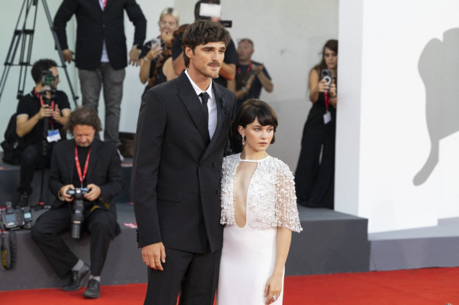 Sedmominutne ovacije na Mostri za novu priču o Elvisu i Prisili: Najbolji film Sofije Kopole (FOTO/VIDEO)