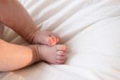 Lepe vesti: Prva beba rođena u 2024. na Kosmetu je dečak