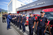 Gašić dočekao vatrogasce-spasioce koji su gasili požare po Grčkoj: Hvala na predstavljanju Srbije onakvom kakva jeste kod naših komšija