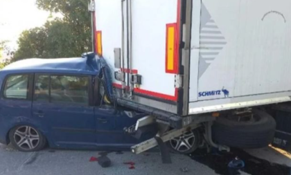 Tragedija kod Leskovca: Stefan se "zakucao" u kamion, na mestu ostao mrtav (FOTO)