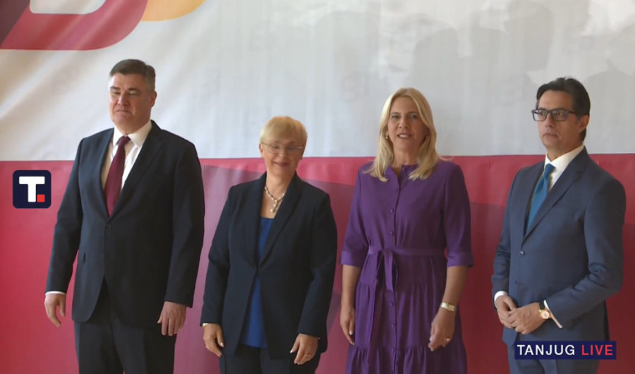 Vučić iz Skoplja: Srbija ostaje dosledna u iskrenom zalaganju za stvaranje atmosfere uzajamnog poverenja