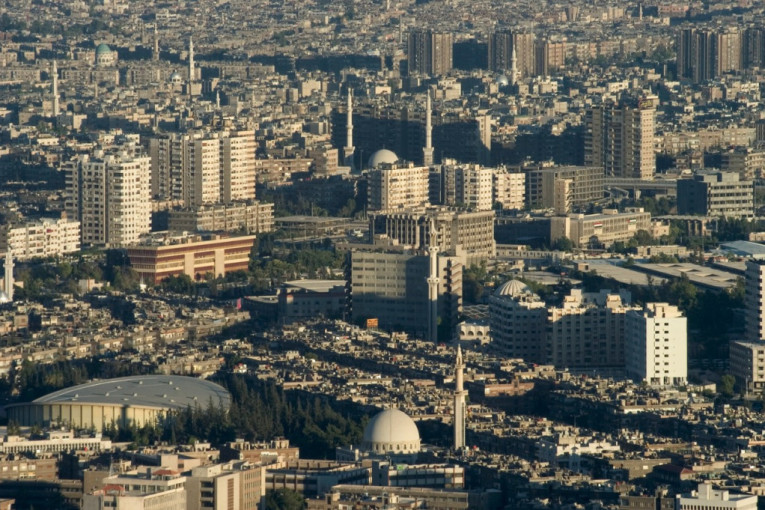 U Siriji zatvoren izbeglički kamp Rukban