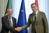 Predsednik Vučić sa italijanskim ministrom: Odličan sastanak o temama od obostranog interesa za naše zemlje