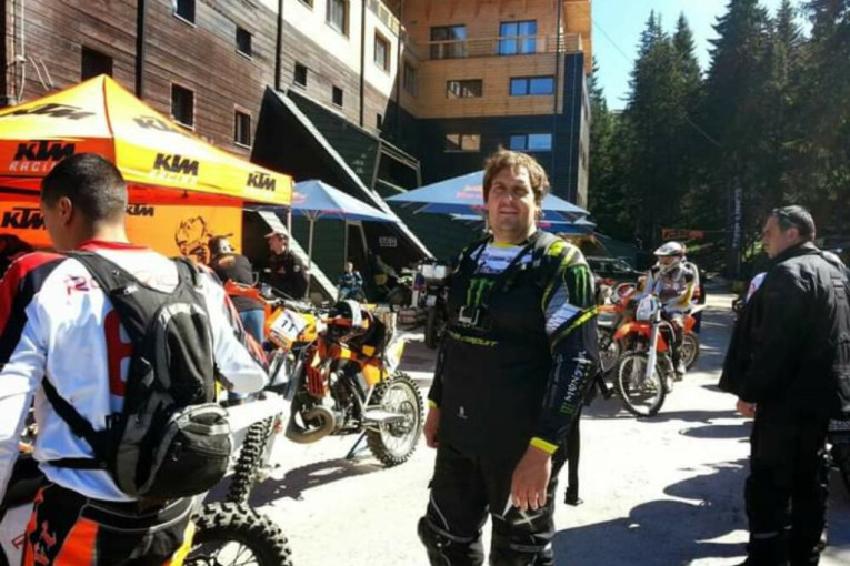 Motociklista iz Arilja poginuo kod Pala: Miroslav bio uspešan privrednik, otac troje dece