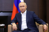 Putin: Rusija proizvodi dvostruko više oklopnih vozila nego prošle godine