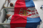 Slika koja govori 1.000 reči: Ovako Srbi na KiM obeležavaju Dan srpskog jedinstva, slobode i nacionalne zastave!