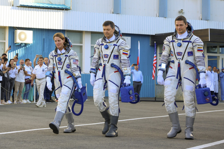 Dvojica ruskih i jedan američki astronaut poleteli zajedno na Međunarodnu svemirsku stanicu