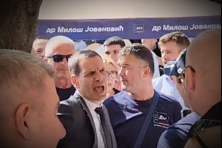 Hladan tuš za Miloša Jovanovića: Građani Zrenjanina oterali vođu DSS-a iz svog grada (VIDEO)