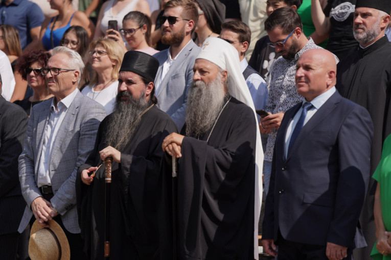 Patrijarhova poruka za sve Srbe: Važno je da sačuvamo svoj jezik, kroz njega čuvamo svoj identitet