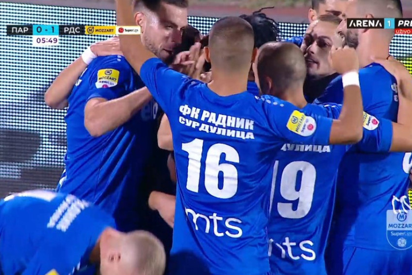 Pogledajte kako je Gašić šokirao Partizan! Lepotica beka gostiju pred nekoliko stotina navijača u Humskoj! (VIDEO)