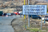 Nema mira u Nagorno-Karabahu: Eksplozija na benzinskoj pumpi u Stepanakertu - ima povređenih, nema dovoljno lekova za pružanje pomoći!