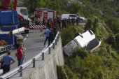 Novi detalji jezive nesreće u Crnoj Gori: Identifikovana druga žrtva iz autobusa koji se survao u provaliju!