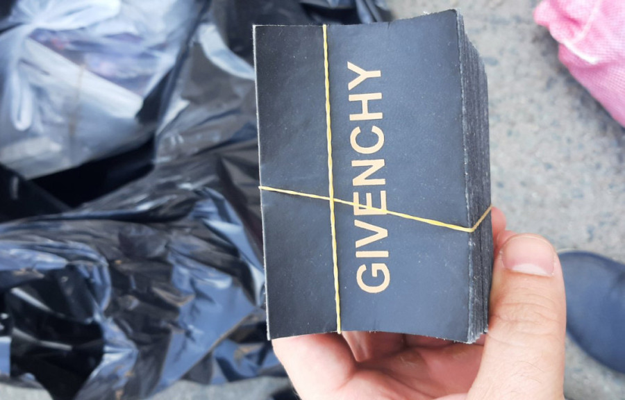 Velika akcija policije u gradovima u Srbiji: Uhapšeno osam osoba, ilegalno trgovali lažnim markama, auto-delovima...